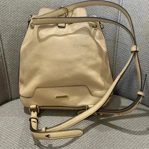 Rebecca minkoff convertible bucket bag or shoulder bag - Picture 6 of 15